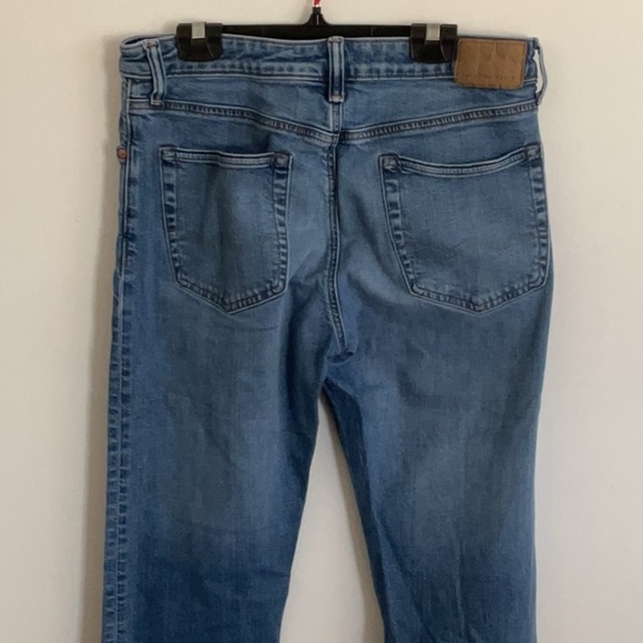 American Eagle Outfitters Blue Straight Jeans Medium Wash - Picture 1 of 12
